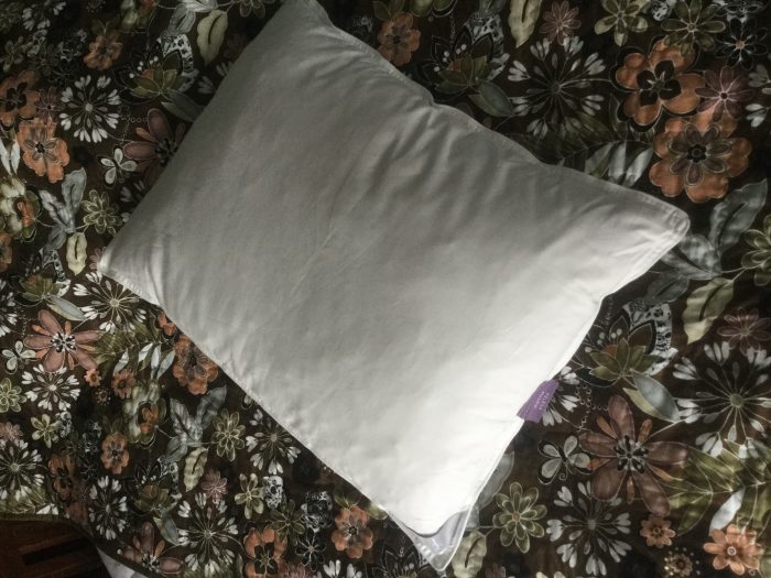 Sleep Wellness Pillows from Brentwood Home (review and giveaway)