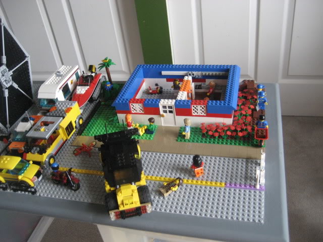 Lego storage table