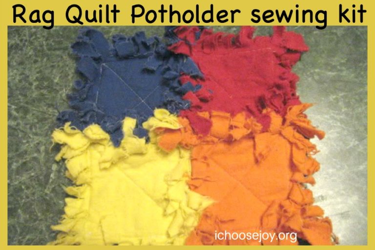 Rag Quilt Potholder sewing kit