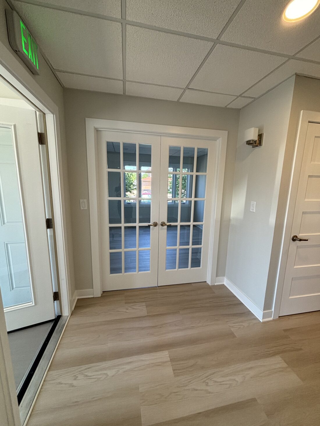 entry to French door room