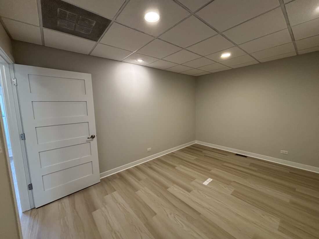 middle conference room